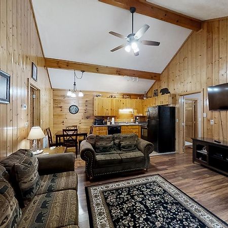 Bear Creek Villa Pigeon Forge Bagian luar foto