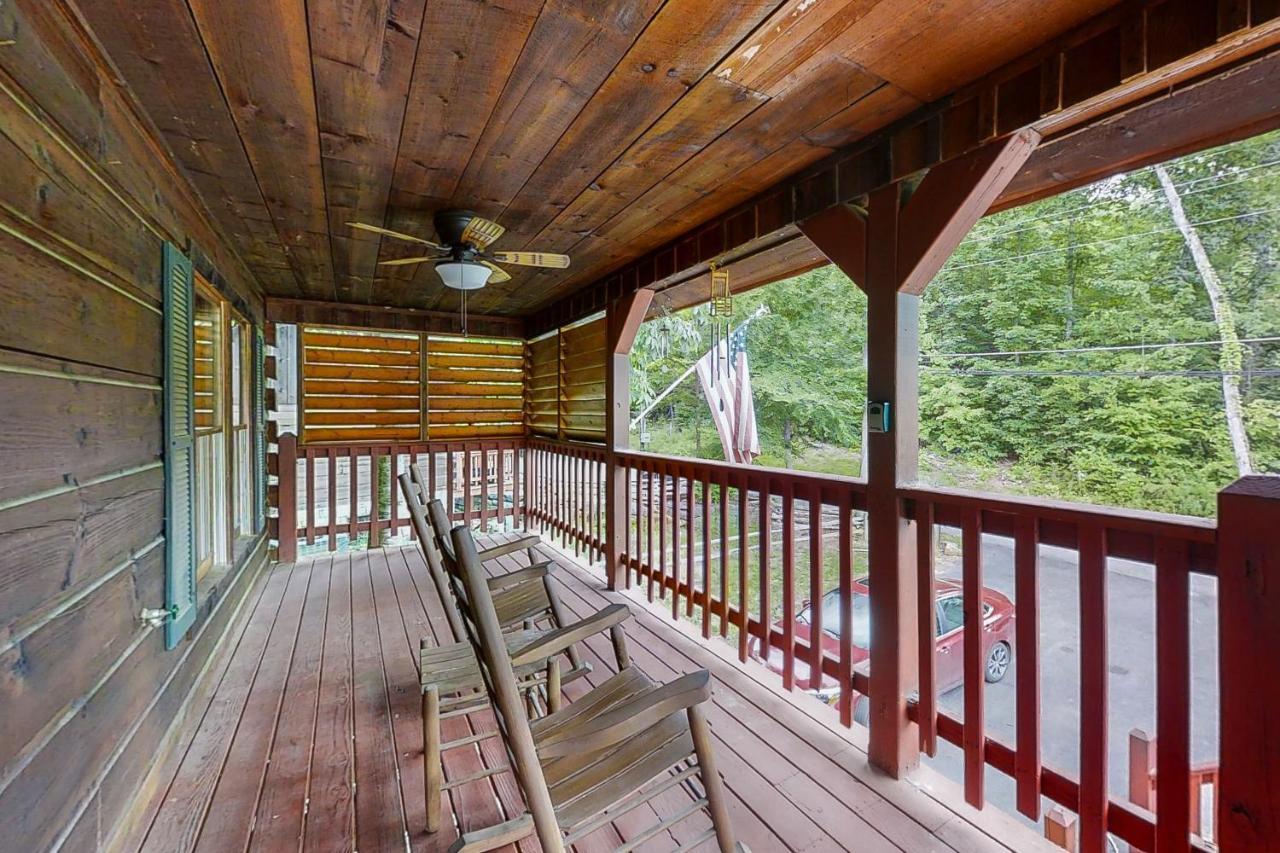 Bear Creek Villa Pigeon Forge Bagian luar foto